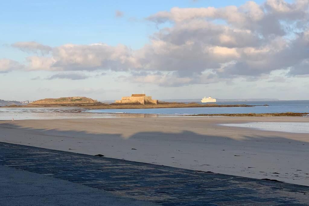 Petit Loft Saint-Malo Intra-Muros Bagian luar foto