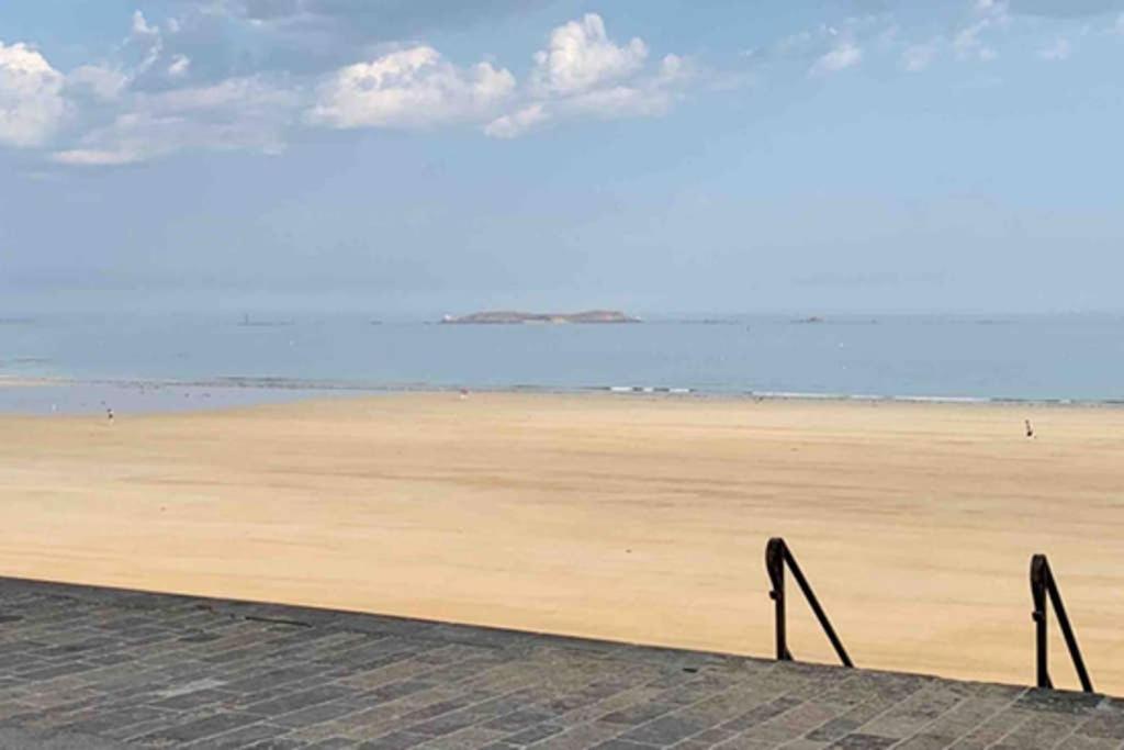 Petit Loft Saint-Malo Intra-Muros Bagian luar foto